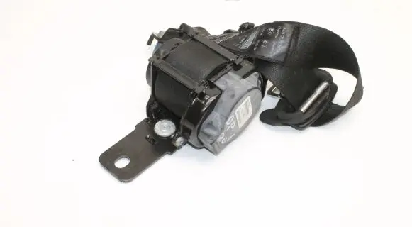 Chrysler 300C Front seatbelt 620675700A P1HZ08DX9AC