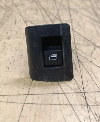 BMW X5 E53 Electric window control switch 8385956