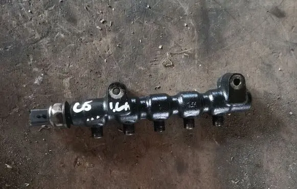 Citroen C5 Fuel main line pipe 9654592680