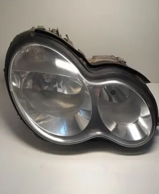 Mercedes-Benz C W203 Headlight/headlamp A2038203201