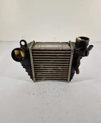 Volkswagen Golf IV Intercooler radiator