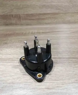 Volkswagen Golf II Spark distributor cap 669