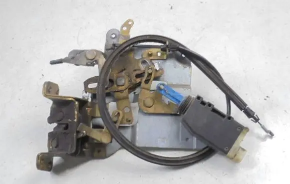 Opel Sintra Rear door lock 505429