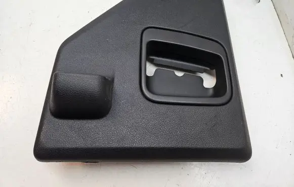 Peugeot Expert Sliding door trim 98099548