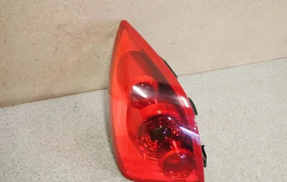 Nissan Primera Rear/tail lights
