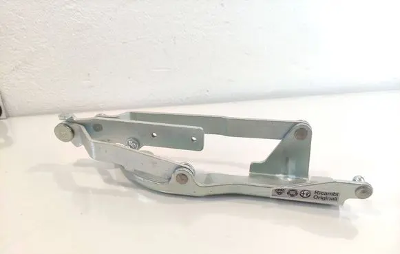 Fiat 500 Tailgate/trunk/boot hinge 51921790CAREWAY