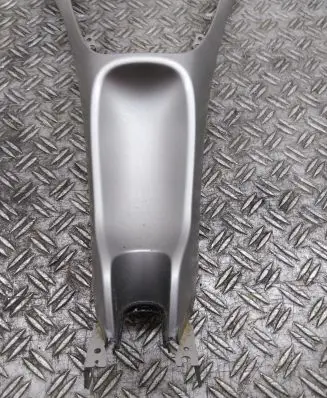 Toyota Auris 150 Center console