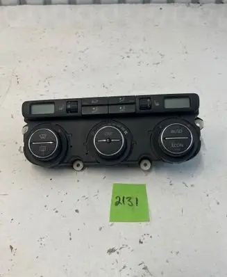 Volkswagen Touran I Climate control unit 74641421