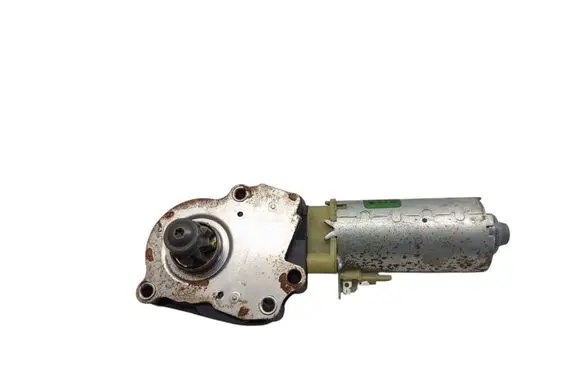 Volvo XC90 Seat adjustment motor 0130002528 120105B