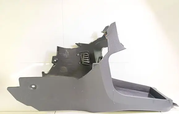 Other center console (tunnel) element