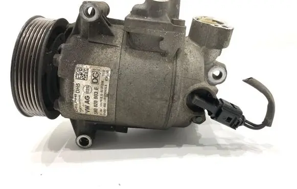 Volkswagen PASSAT CC Air conditioning (A/C) compressor (pump) 5N0820803E