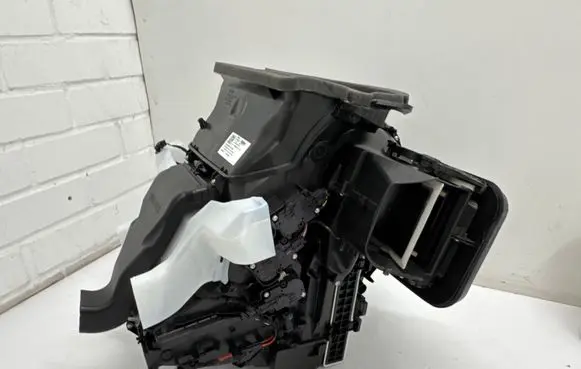 Interior heater climate box assembly