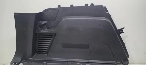 Trunk/boot lower side trim panel