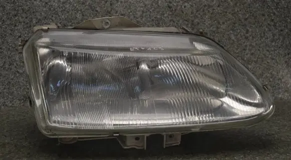 Renault Espace III Headlight/headlamp 7700820119