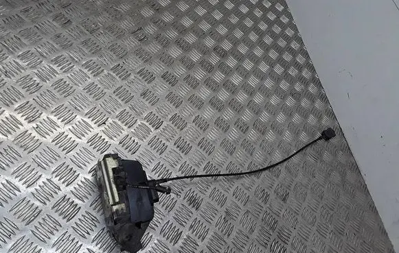 Renault Scenic II - Grand scenic II Front door lock