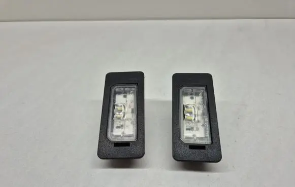 BMW 3 E92 E93 Number plate light 7193293