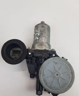 Lexus GS 300 350 430 450H Front door window regulator motor 8571030390 0620402950