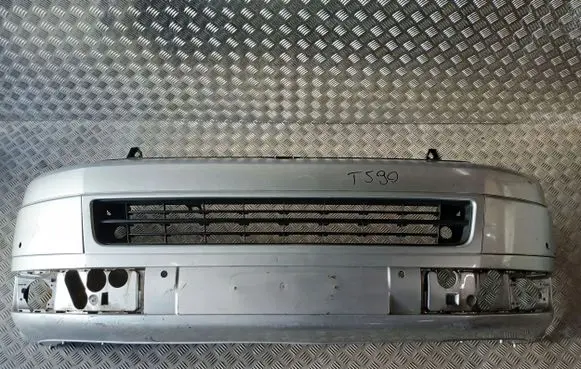 Volkswagen Multivan T5 Front bumper 7E0807221