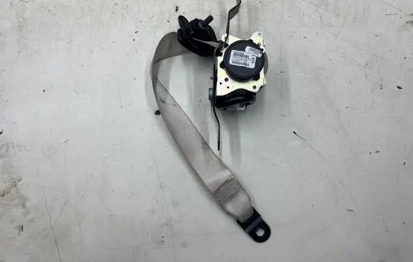 BMW X5 F15 Rear seatbelt 635230200A