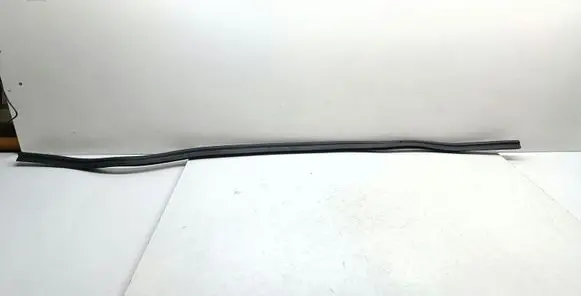 Porsche Cayenne (92A) Engine compartment rubber 7P5823727B