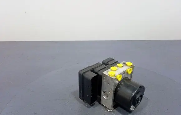 Ford Focus C-MAX ABS Pump 3M512M110JA