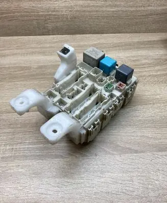 Toyota Prius (XW20) Fuse module 3G180005 306010152