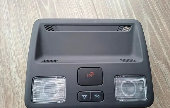 Ford Kuga III Front seat light DS7T15K609CC