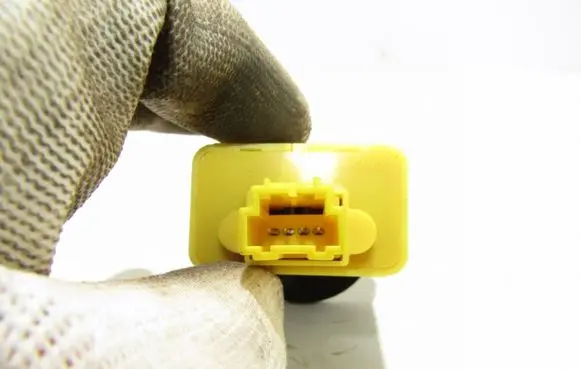 KIA Ceed Passenger airbag on/off switch 