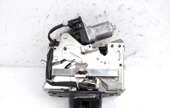 Chrysler Town & Country V Tailgate/trunk/boot lock/catch/latch D7661372B AY163800D120