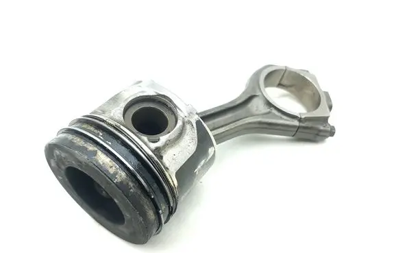 Land Rover Discovery Sport Piston with connecting rod
