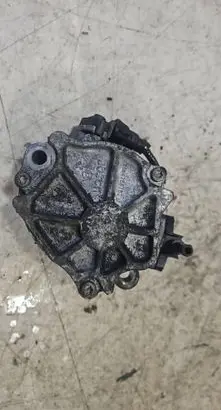 Ford Mondeo MK IV Vacuum pump 9684786780