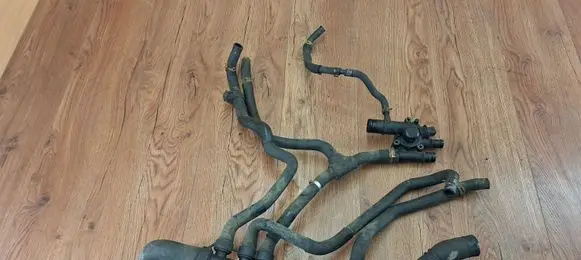 Renault Espace IV Engine coolant pipe/hose 8200519710
