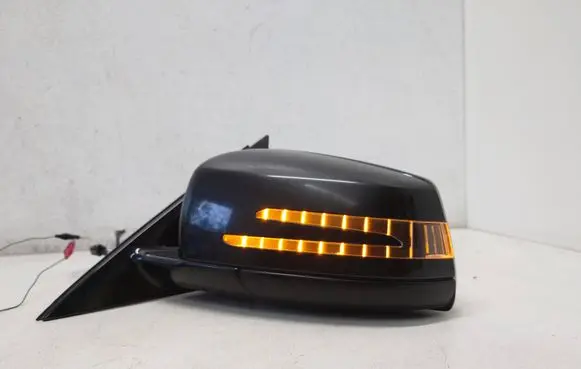 Mercedes-Benz E W212 Front door electric wing mirror A3159443