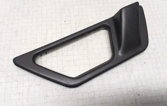 Mercedes-Benz E W124 Other rear door trim element AU2990000