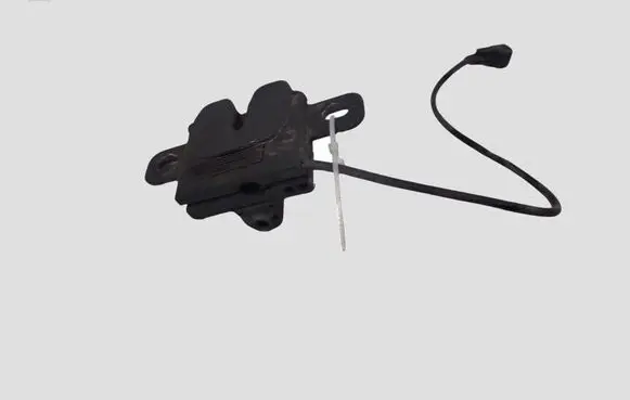 Volvo V40 Engine bonnet/hood lock/catch