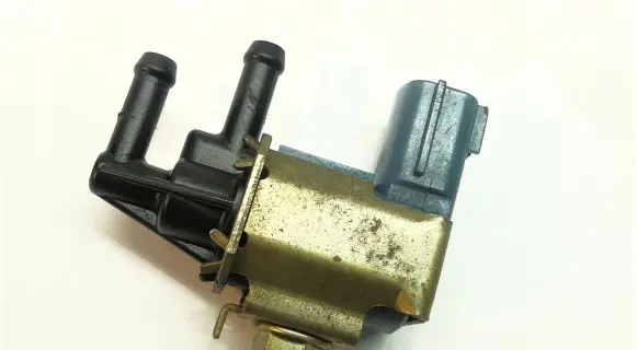 Infiniti FX Vacuum valve FDBD100