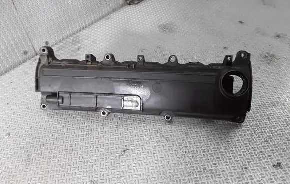 Renault Clio II Rocker cam cover 8200117386