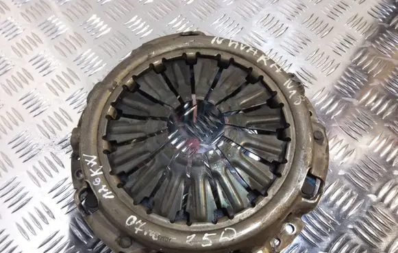 Nissan Navara D40 Clutch set kit JS10B