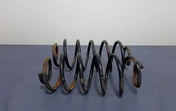 Toyota Yaris Rear coil spring