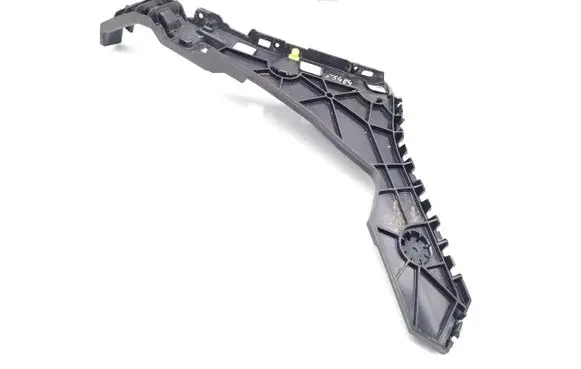Rear bumper mounting bracket