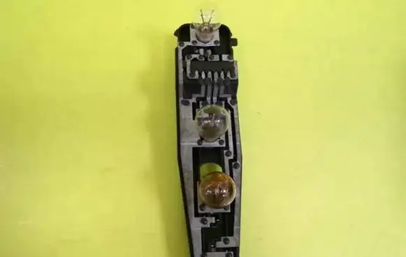 Opel Vectra B Tail light bulb cover holder