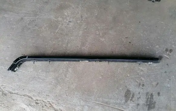 Renault Trafic III (X82) Sliding door middle rail 
