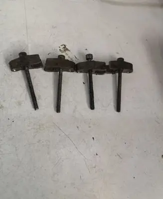 Mercedes-Benz ML W163 Fuel Injector clamp holder