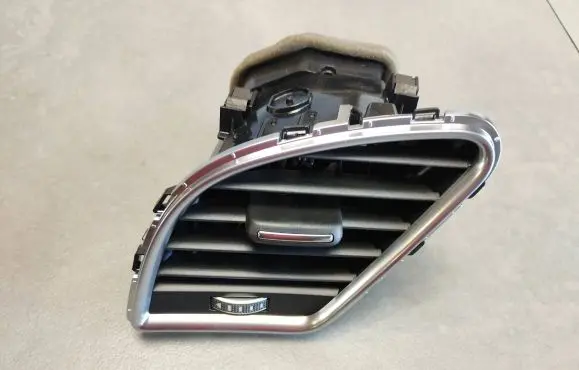 Audi A5 Sportback 8TA Dashboard side air vent grill/cover trim 8T1820901L