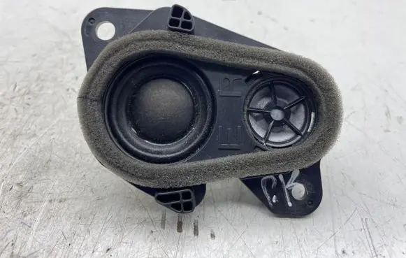 KIA Sportage Front door high frequency speaker 8615042050