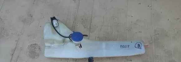 Peugeot 607 Windshield washer fluid reservoir/tank 9638831080
