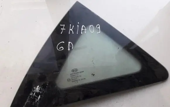 Rear side window