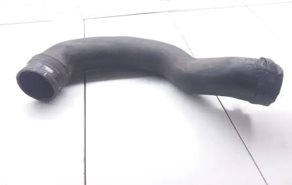 Opel Astra H Intercooler hose/pipe 55557038 315840884