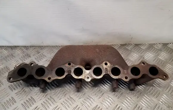 Jeep Cherokee III KJ Exhaust manifold