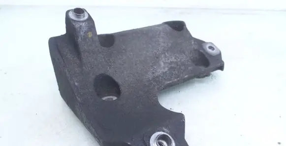 BMW 1 E81 E87 A/C compressor mount bracket 7505980 64557505980